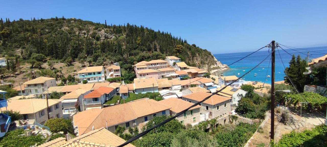 Villa Spiros Agios Nikitas Exterior photo