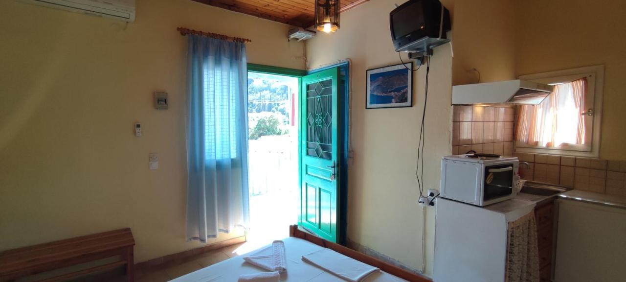 Villa Spiros Agios Nikitas Exterior photo