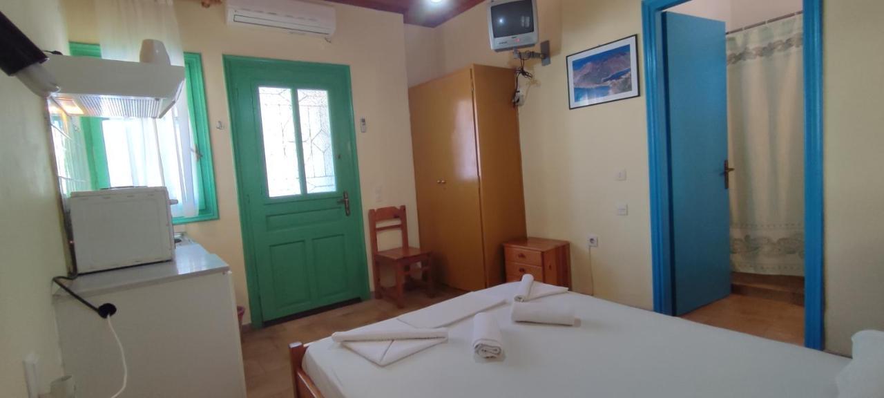 Villa Spiros Agios Nikitas Exterior photo